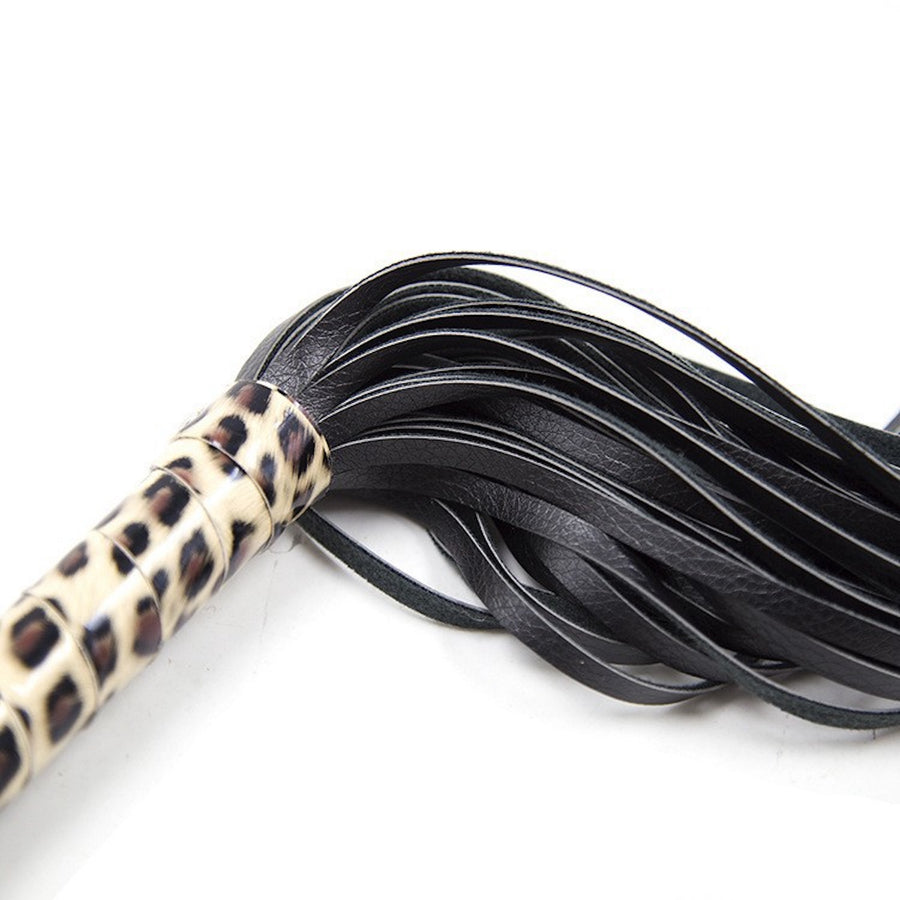 Pattern Handle Flogger